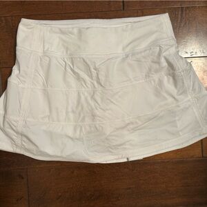 Lululemon Pace Rival Skirt White size 6